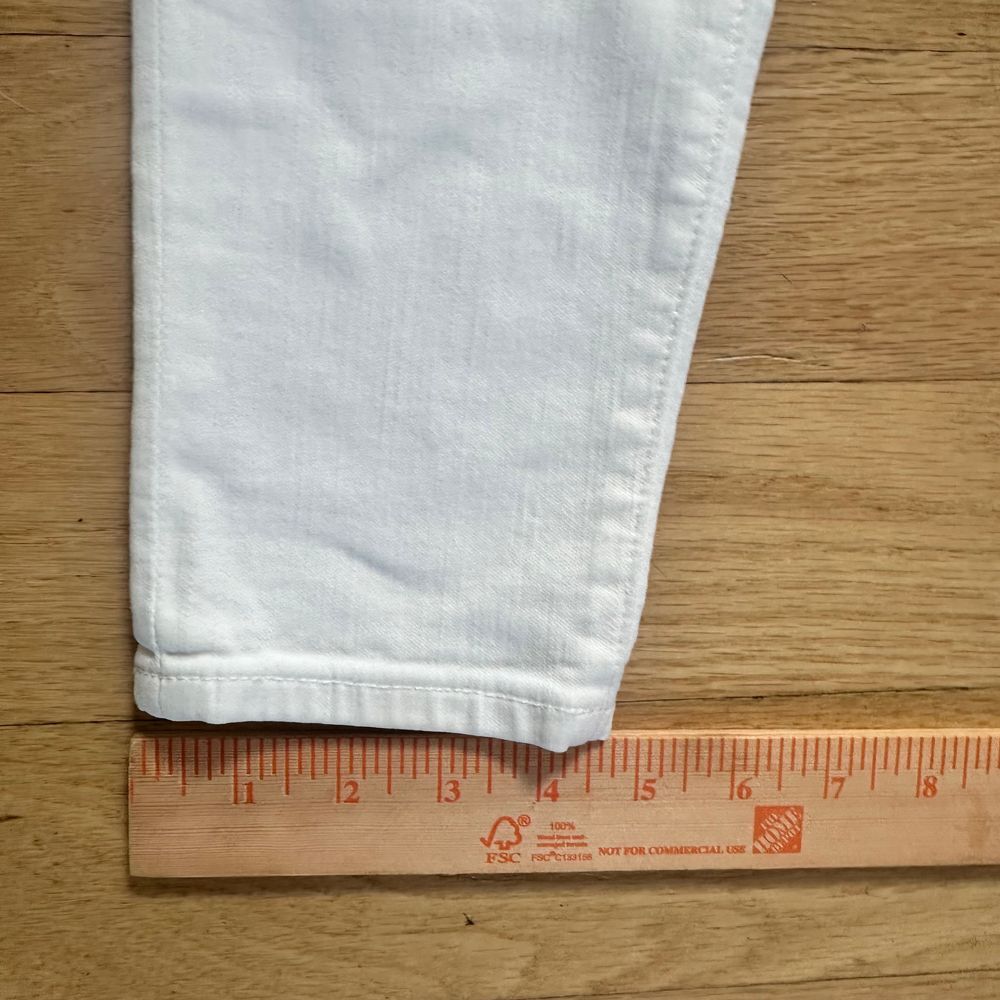 Madewell 9" High-Rise Skinny Jeans in Pure White Size 28 (Size 6) - Picture 4 of 10